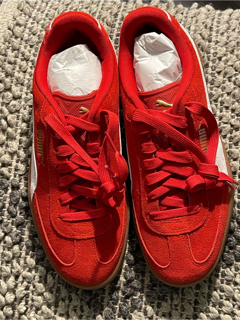 Brand New Women’s Puma Club II Suede Red, Size 7.5